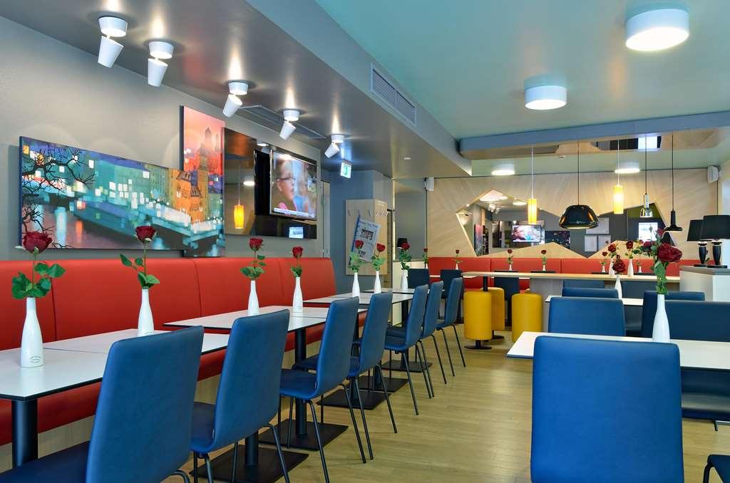 B&B Hotel Passau Adlkofen レストラン 写真